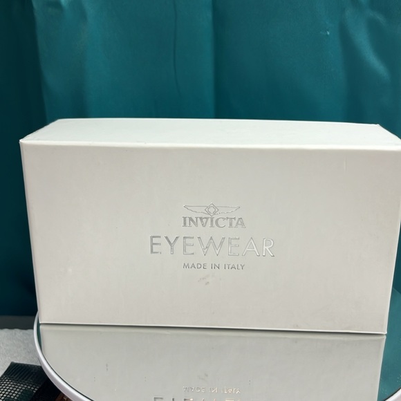 Invicta eyewear - Picture 3 of 3